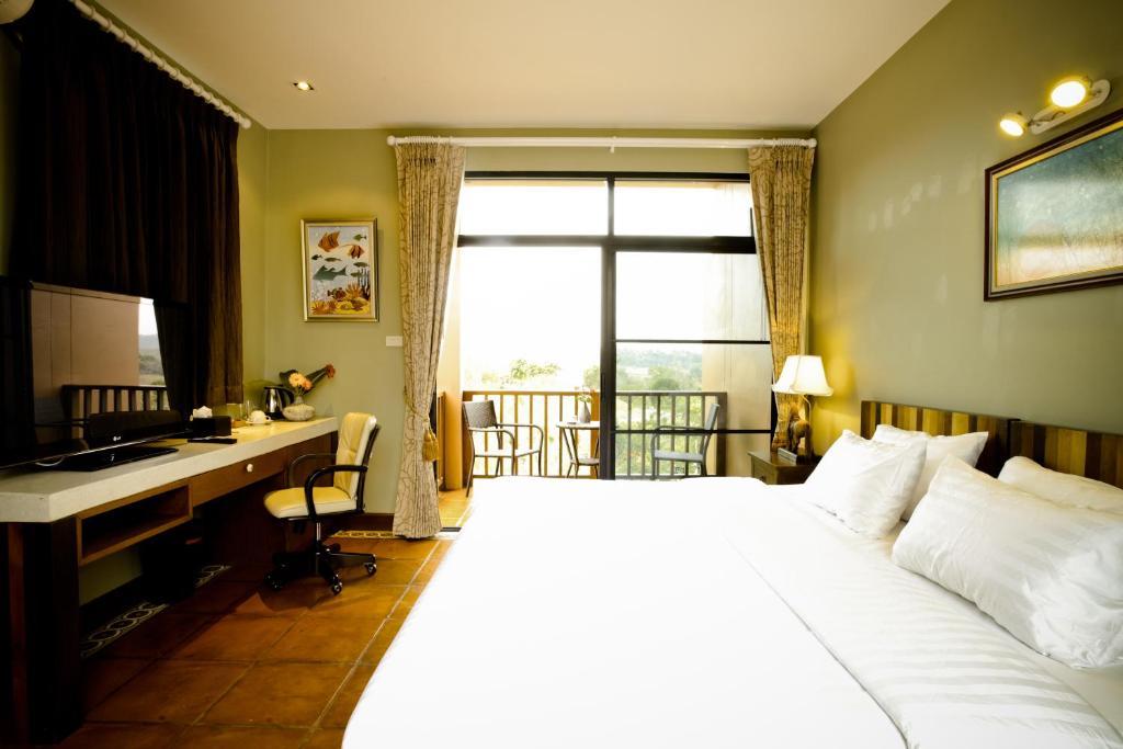 Phukumhom Khao Yai Hotel Wangkata Luaran gambar