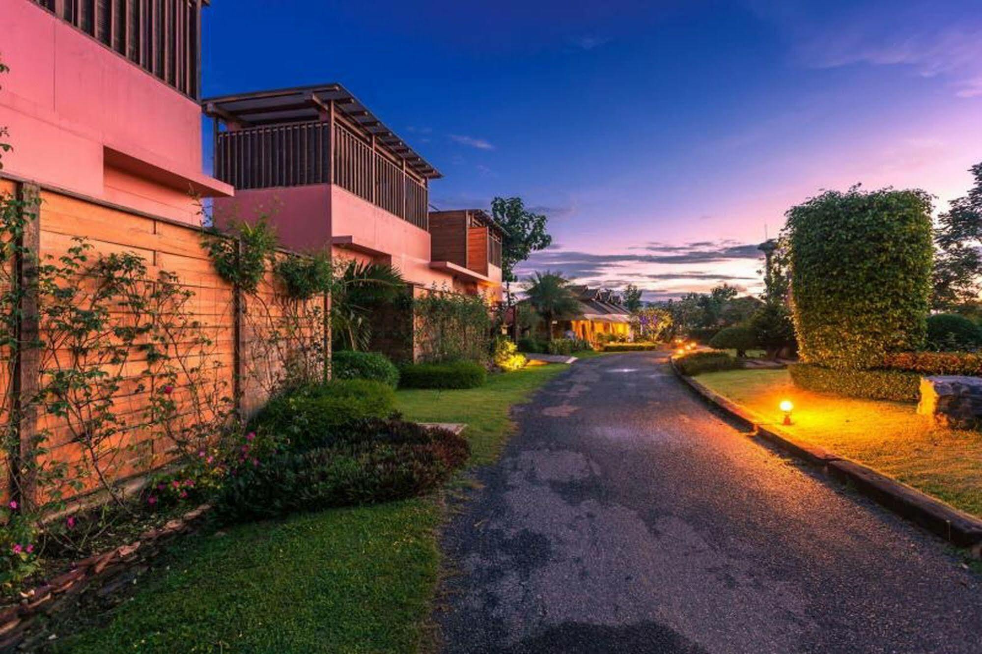 Phukumhom Khao Yai Hotel Wangkata Luaran gambar
