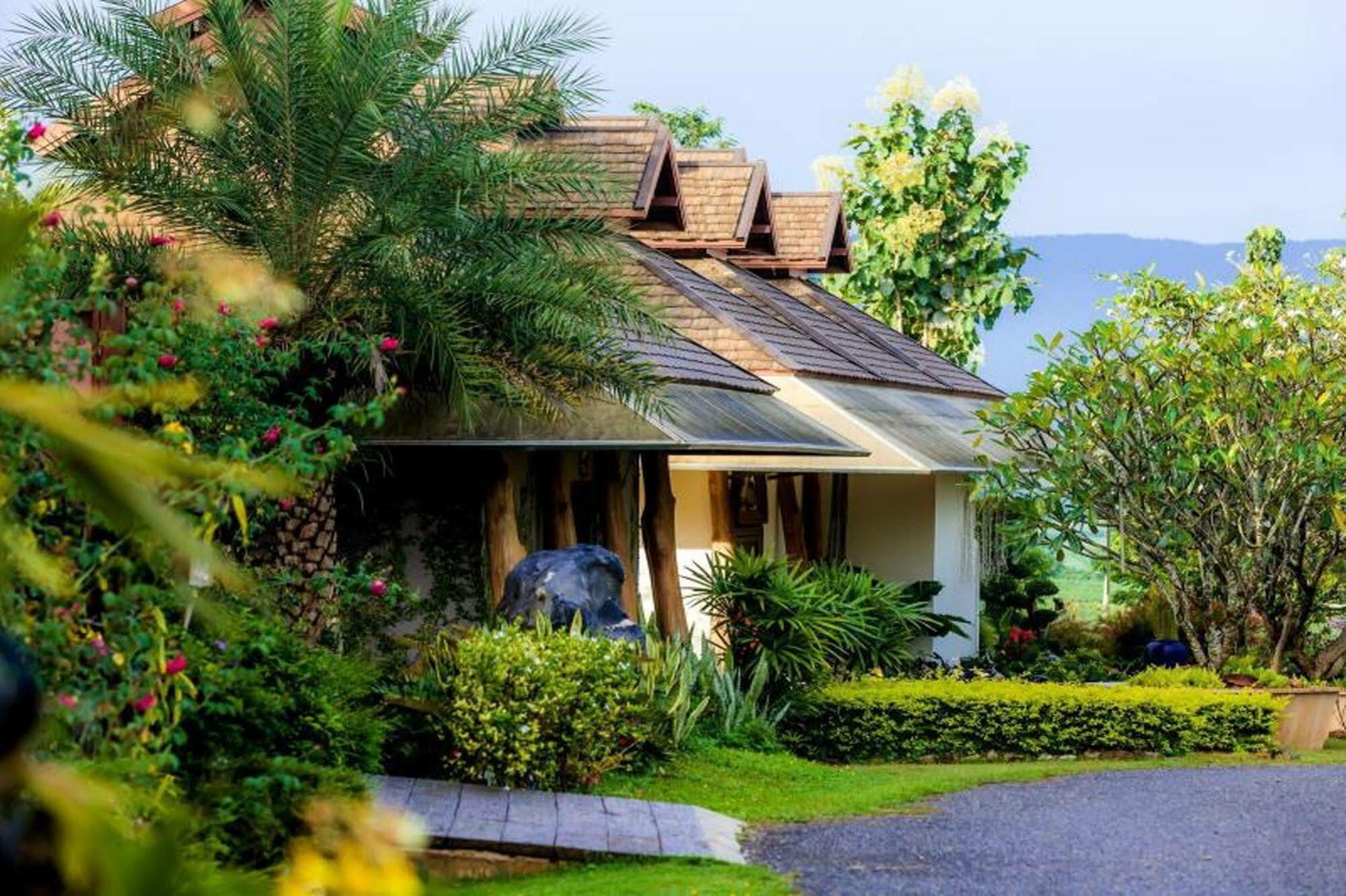 Phukumhom Khao Yai Hotel Wangkata Luaran gambar