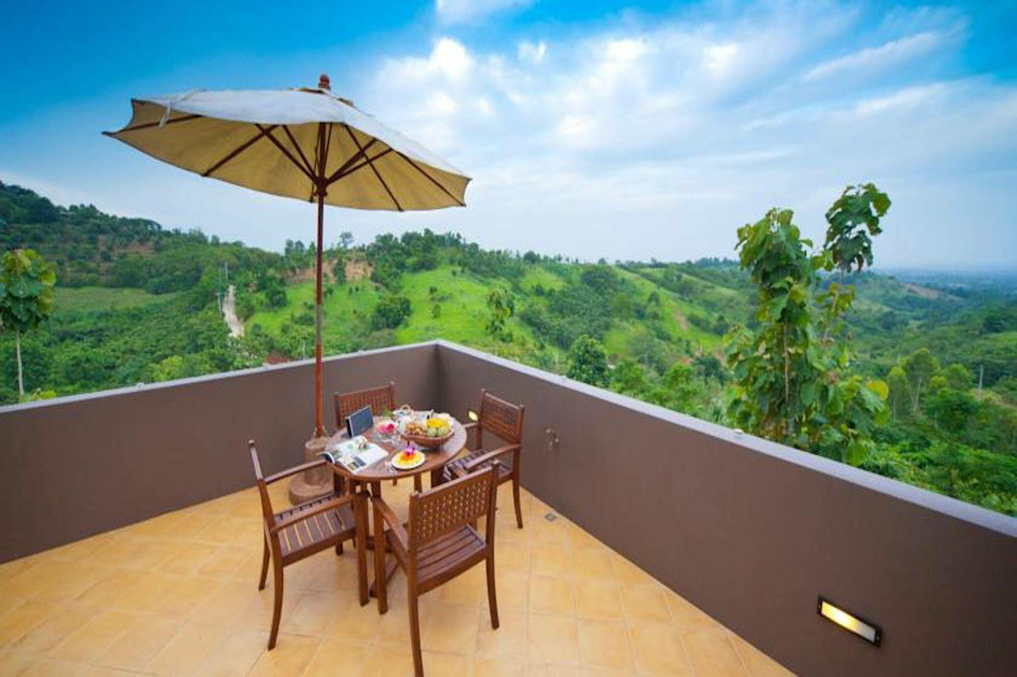 Phukumhom Khao Yai Hotel Wangkata Luaran gambar
