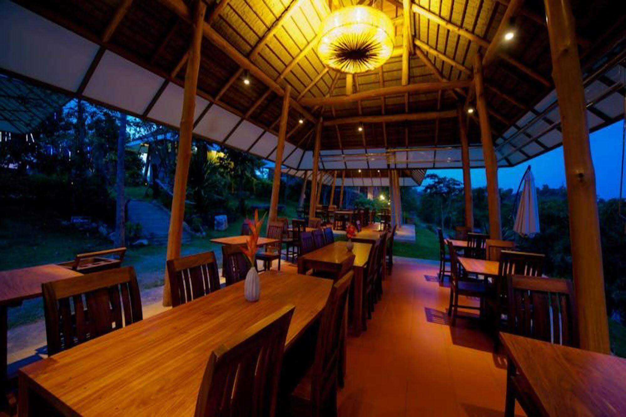 Phukumhom Khao Yai Hotel Wangkata Luaran gambar